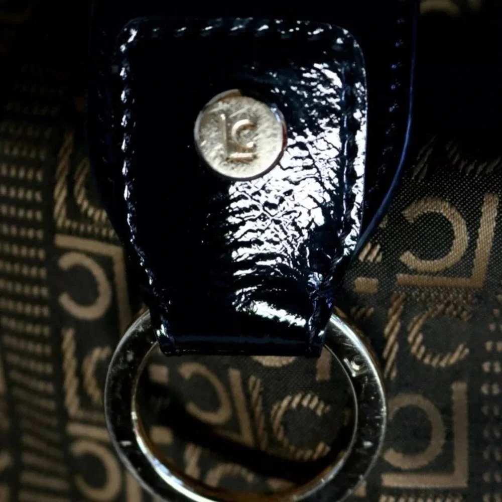 Liz Claiborne Signature‎ Logo Purse Patent Strap SUPER CONDITION